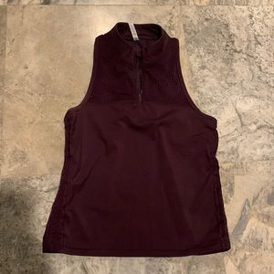 Like new athlete crop purple 50UPF SPF